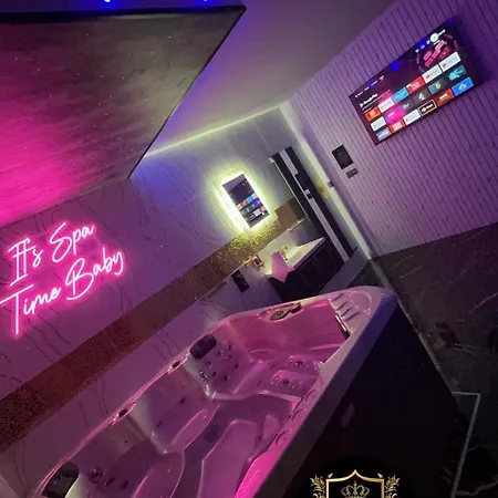 Highfield Private * Bradford (West Yorkshire)