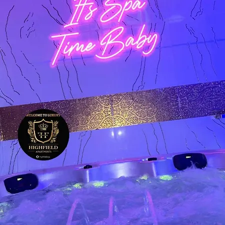 Highfield Private * Bradford (West Yorkshire)