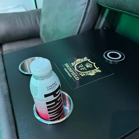 アパート Highfield Private